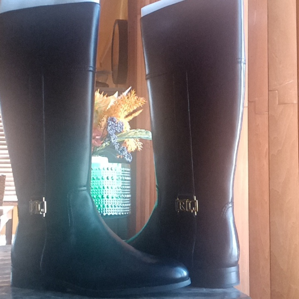 Lauren boots by Ralph Lauren Black Knee-High Boots - Picture 6 of 6